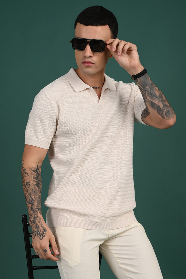 Cream Collar Zig-Zag Design T-shirt