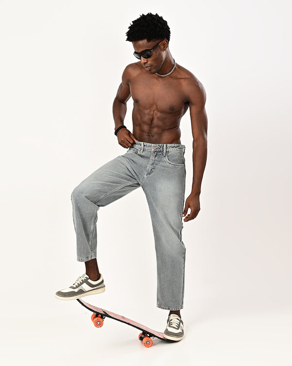 Izi Relaxed Straight Fit Jeans
