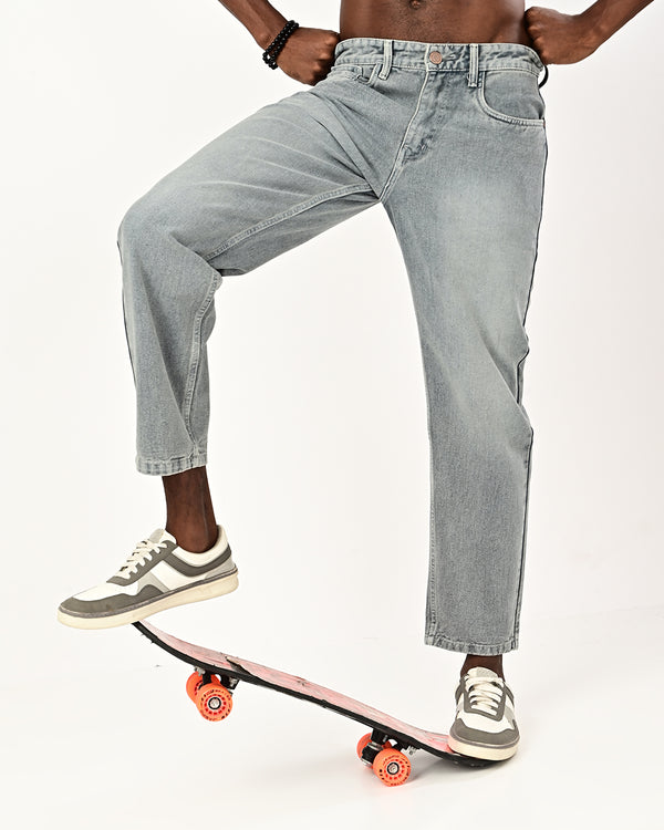Izi Relaxed Straight Fit Jeans