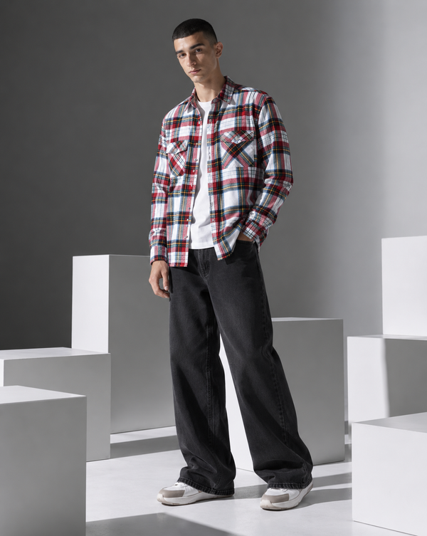 Ilyzly White Red Double Pocket Checked Shirt
