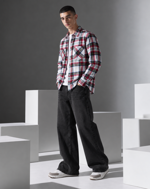 Ilyzly White Red Double Pocket Checked Shirt