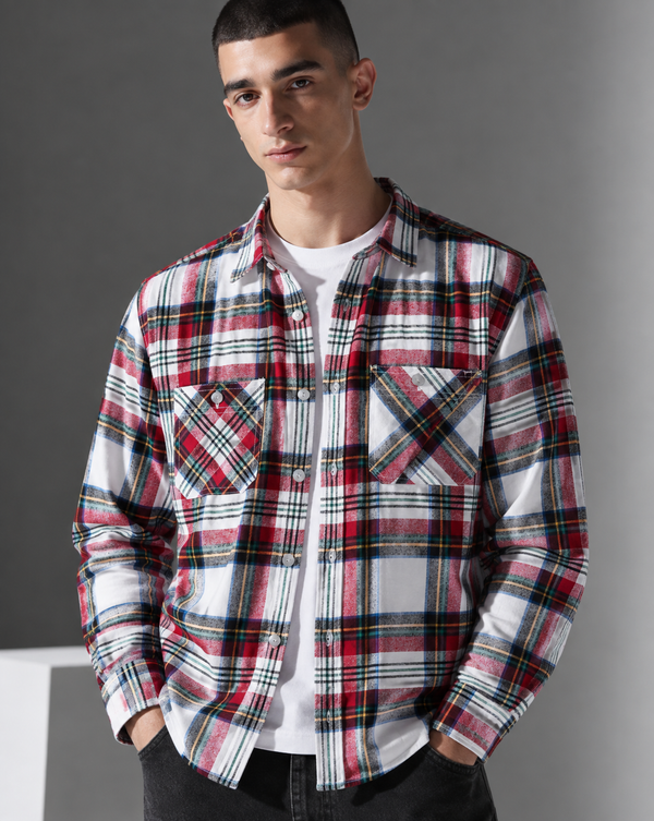 Ilyzly White Red Double Pocket Checked Shirt