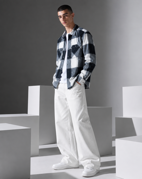 Ilyzly Black Double Pocket Checked Shirt