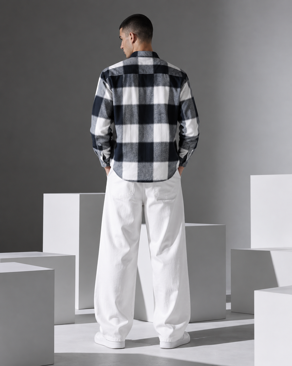 Ilyzly Black Double Pocket Checked Shirt