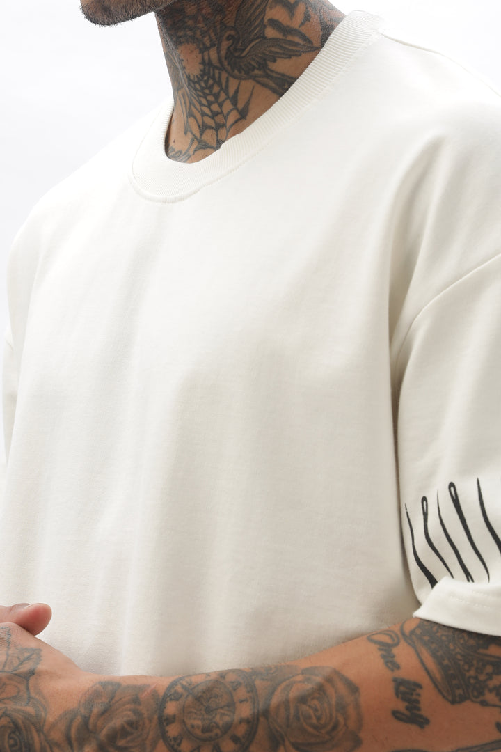 NeedleTrack Cream Dropshoulder Tee Ilyzly