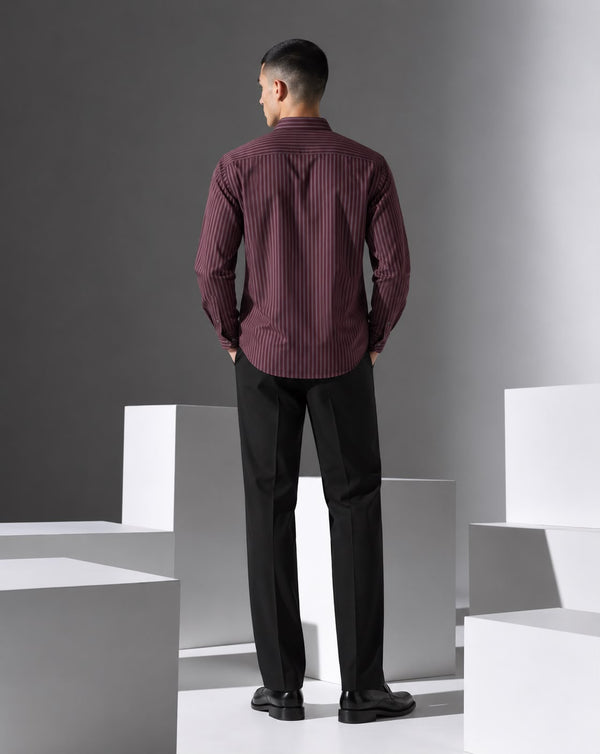Ilyzly Marron Vertical Stripe Regular Fit Shirt