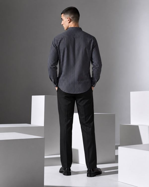Ilyzly Green Vertical Stripe Regular Fit Shirt